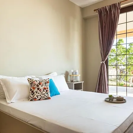 Color - South Paradise 3 * Himare