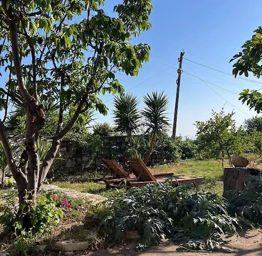 Color - South Paradise 3 Himara