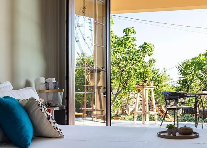 Color - South Paradise 3 Himara